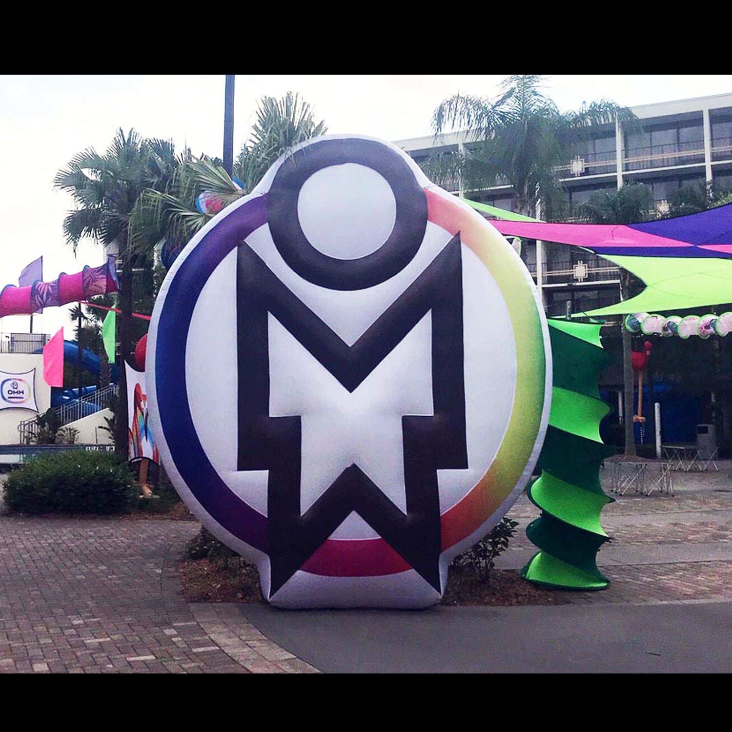 Branded Logo Inflatable 07 – 3DX INC.